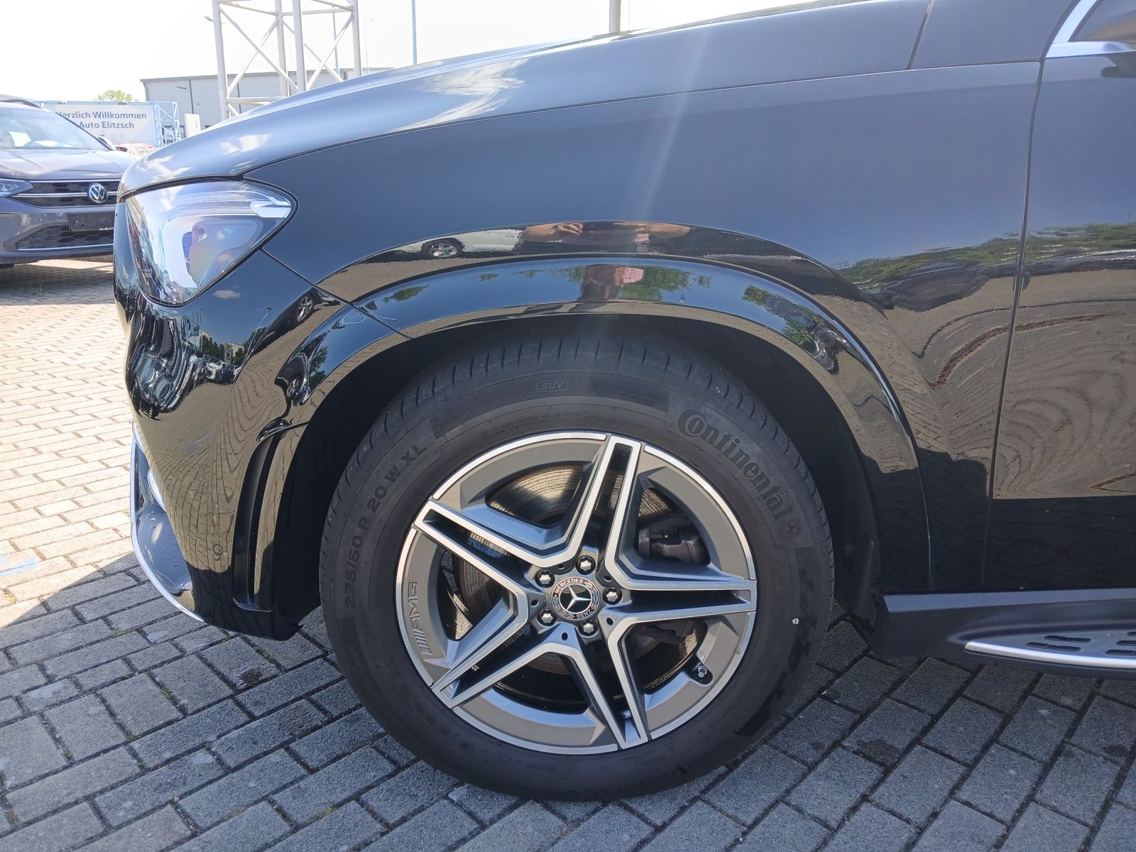 Fahrzeugabbildung Mercedes-Benz GLE 350 de 4Matic 9G AMG-Line Pano