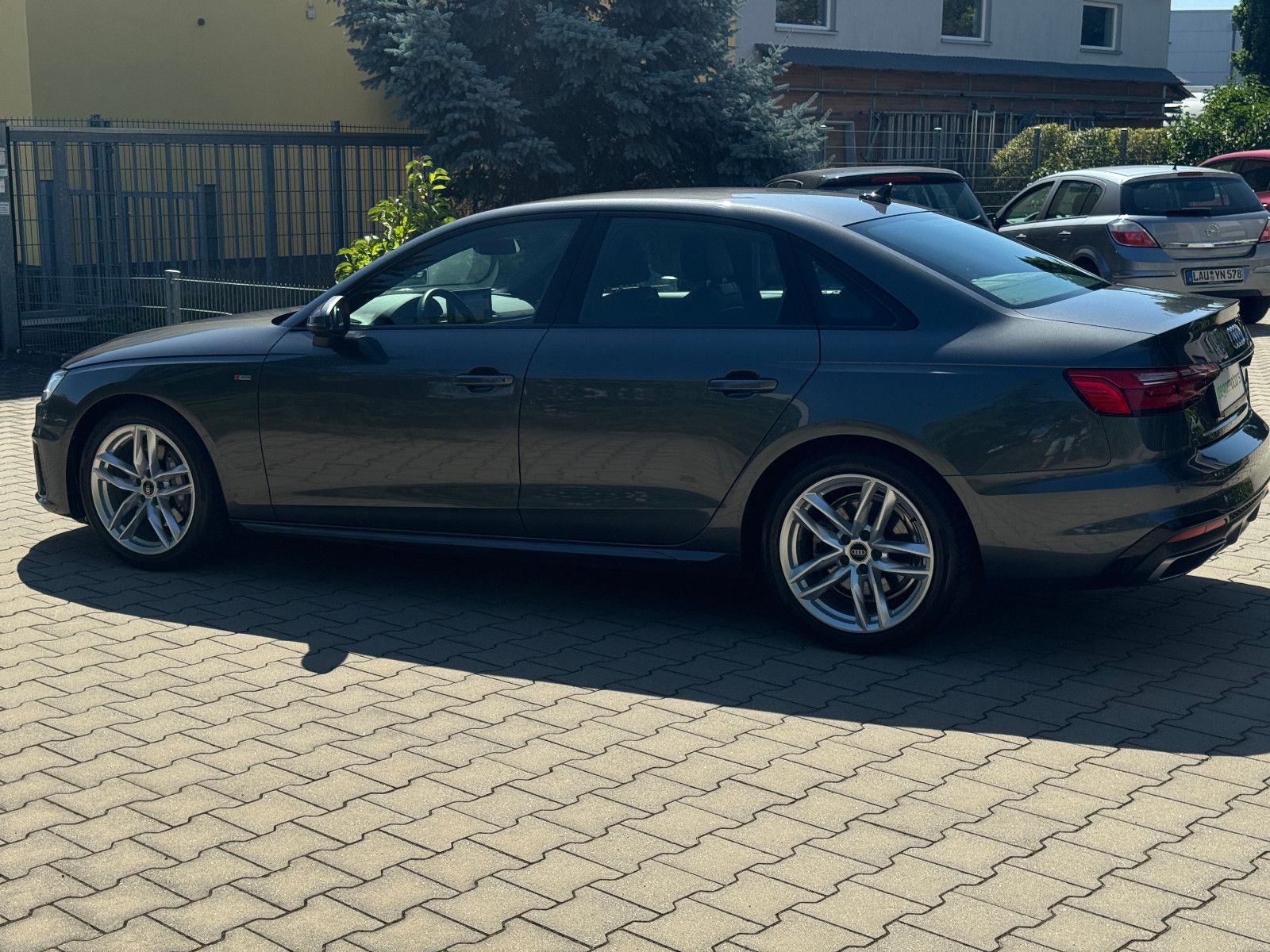 Fahrzeugbild 8