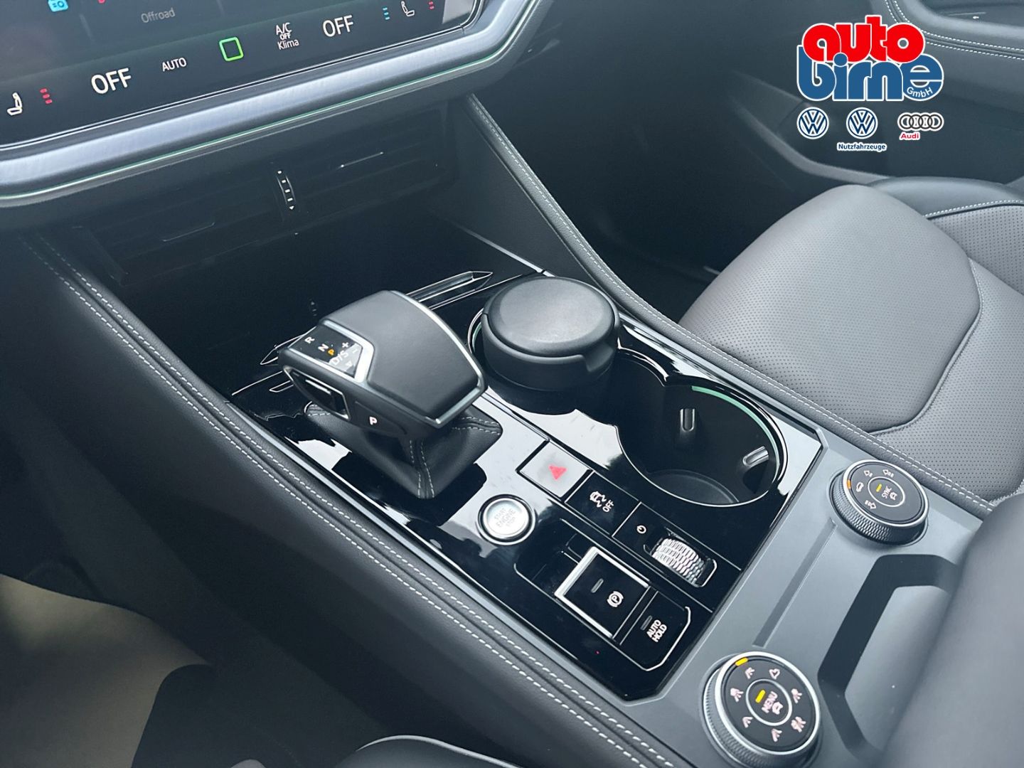 Touareg V6 3.0 TDI 4Motion R-Line HUD Luftfederu