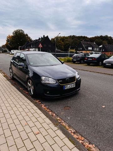 Volkswagen Golf 5 GTI Pirelli ED30 Tausch möglich