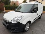Opel Combo D 30 Jahre Edition/Scheckheft/KLIMA/AHK... - Opel Combo in Frankfurt (Main)
