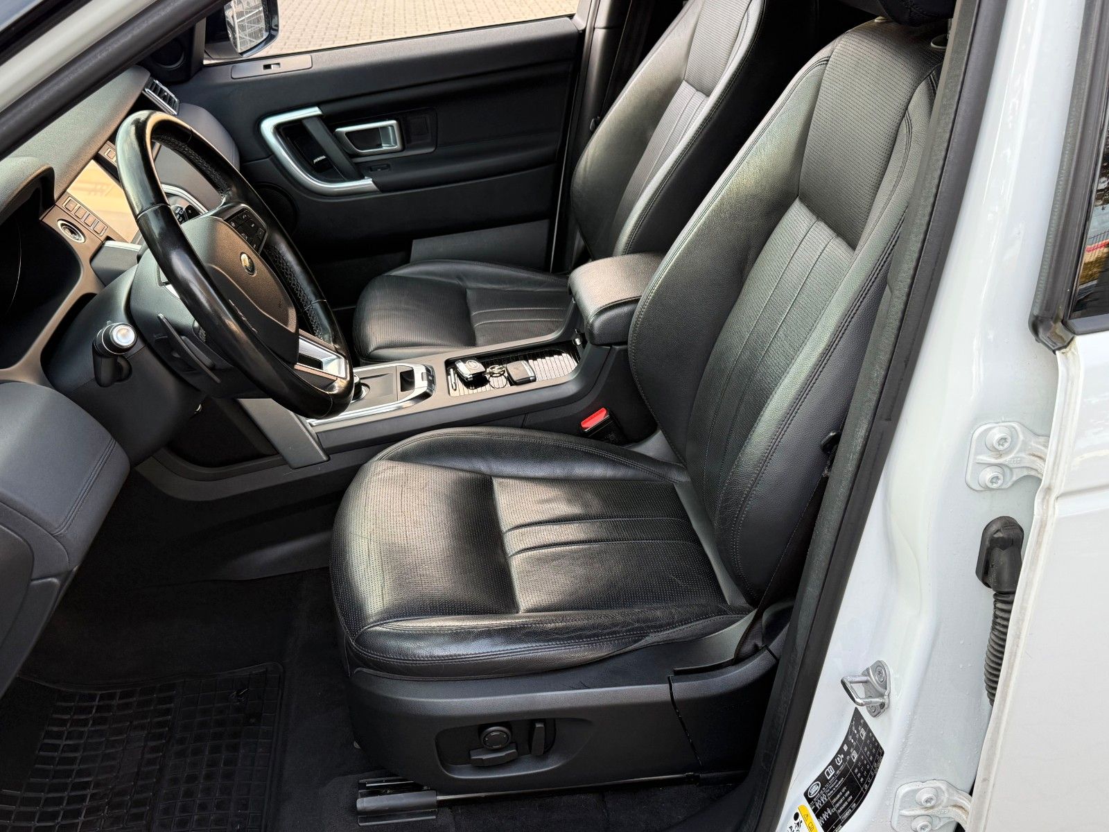 Land Rover Discovery Sport HSE SD4 SD240 AWD BLACK EDITION foto 15