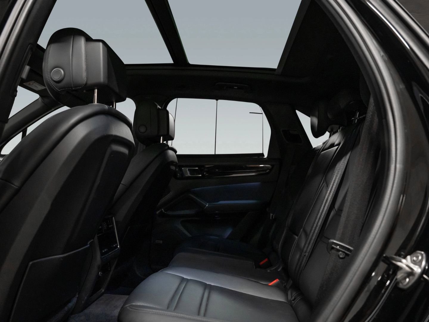 Porsche Cayenne E-Hybrid Surround View BOSE PASM foto 19