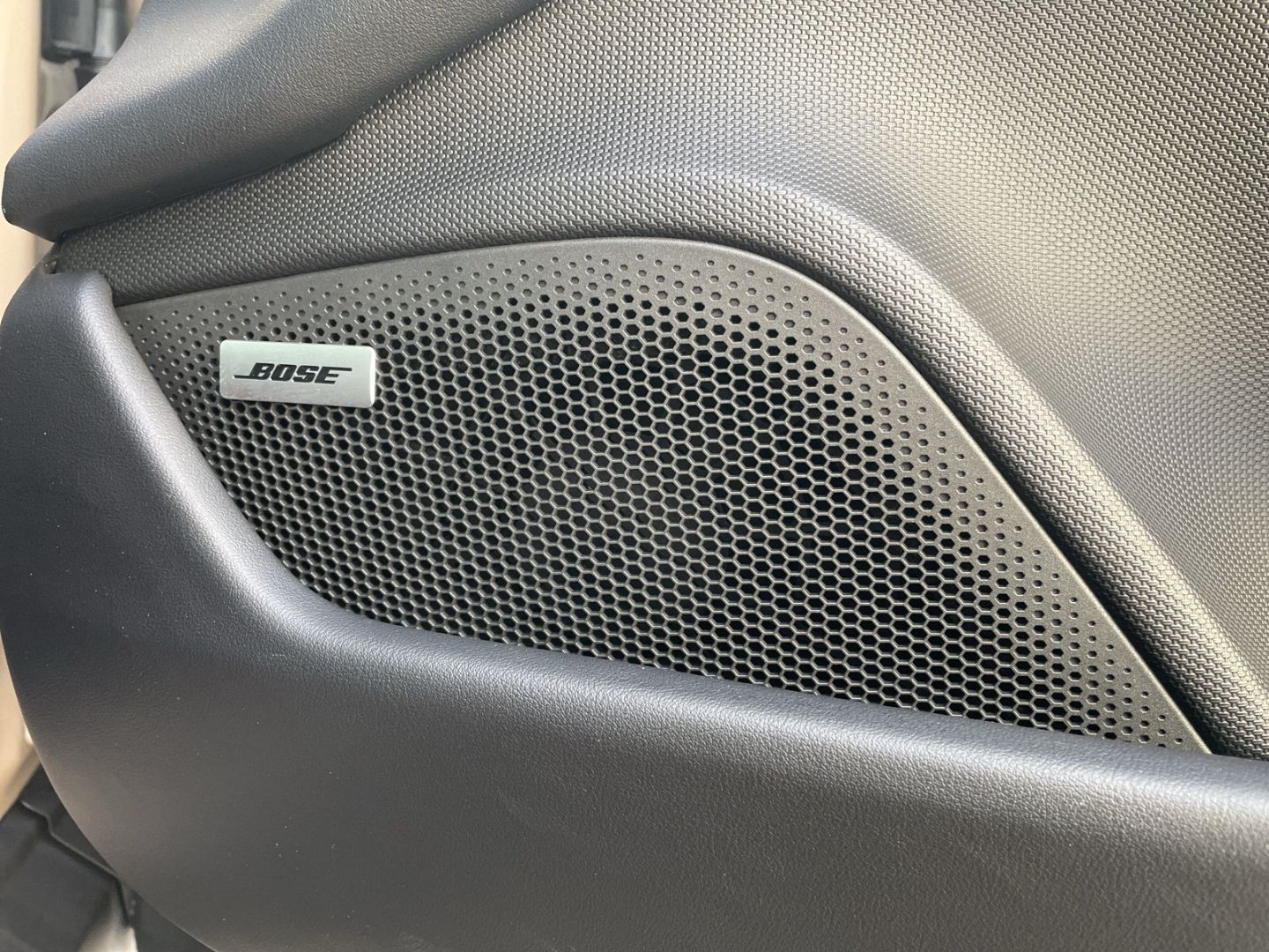 Taycan Sport Turismo Plus Approved/Pano/Bose/Air