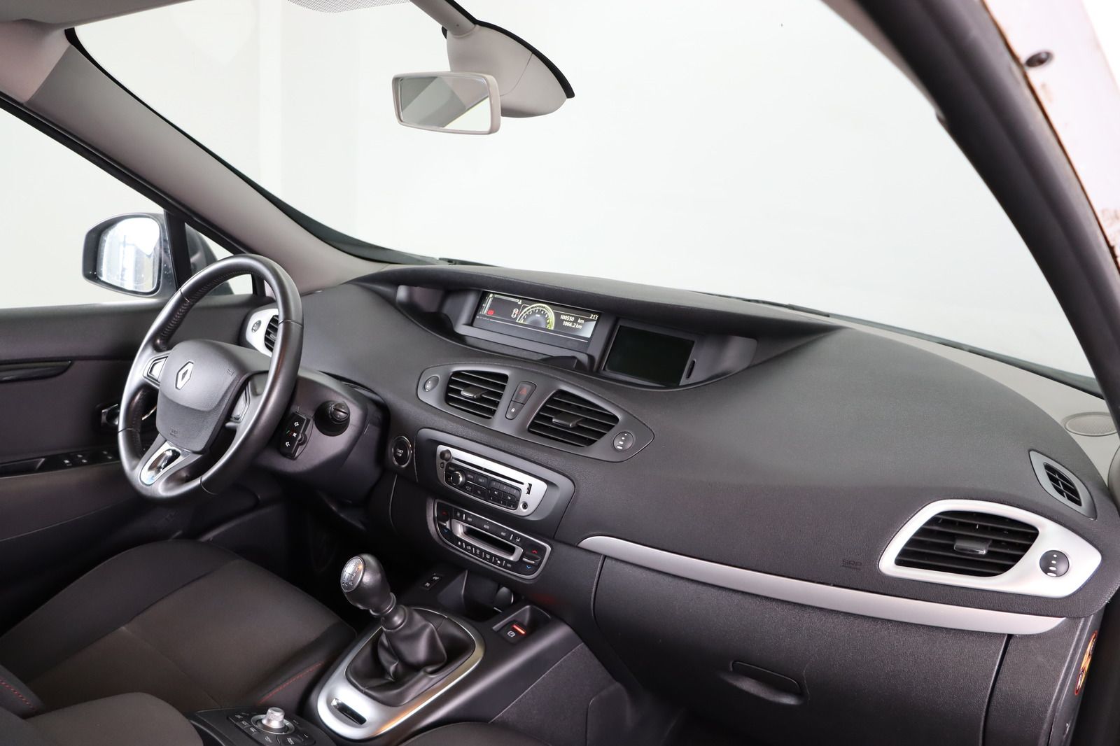 Fahrzeugabbildung Renault Grand Scénic * Navi * Sitzhzg. * Keyless