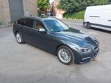 BMW 320 Baureihe 3 Touring 320 i Luxury Line Purity - BMW 3 Series: Luxury Line Purity