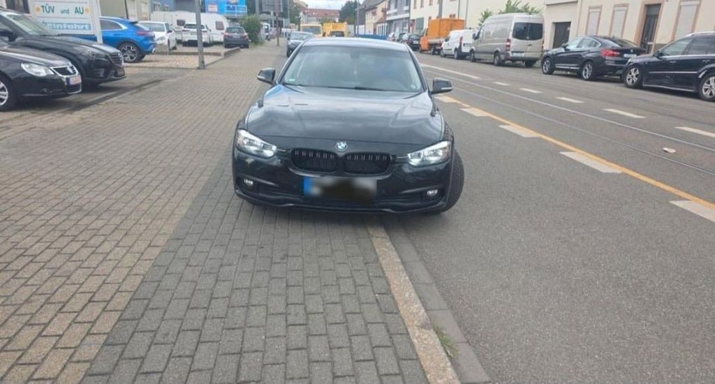 Image of BMW 320