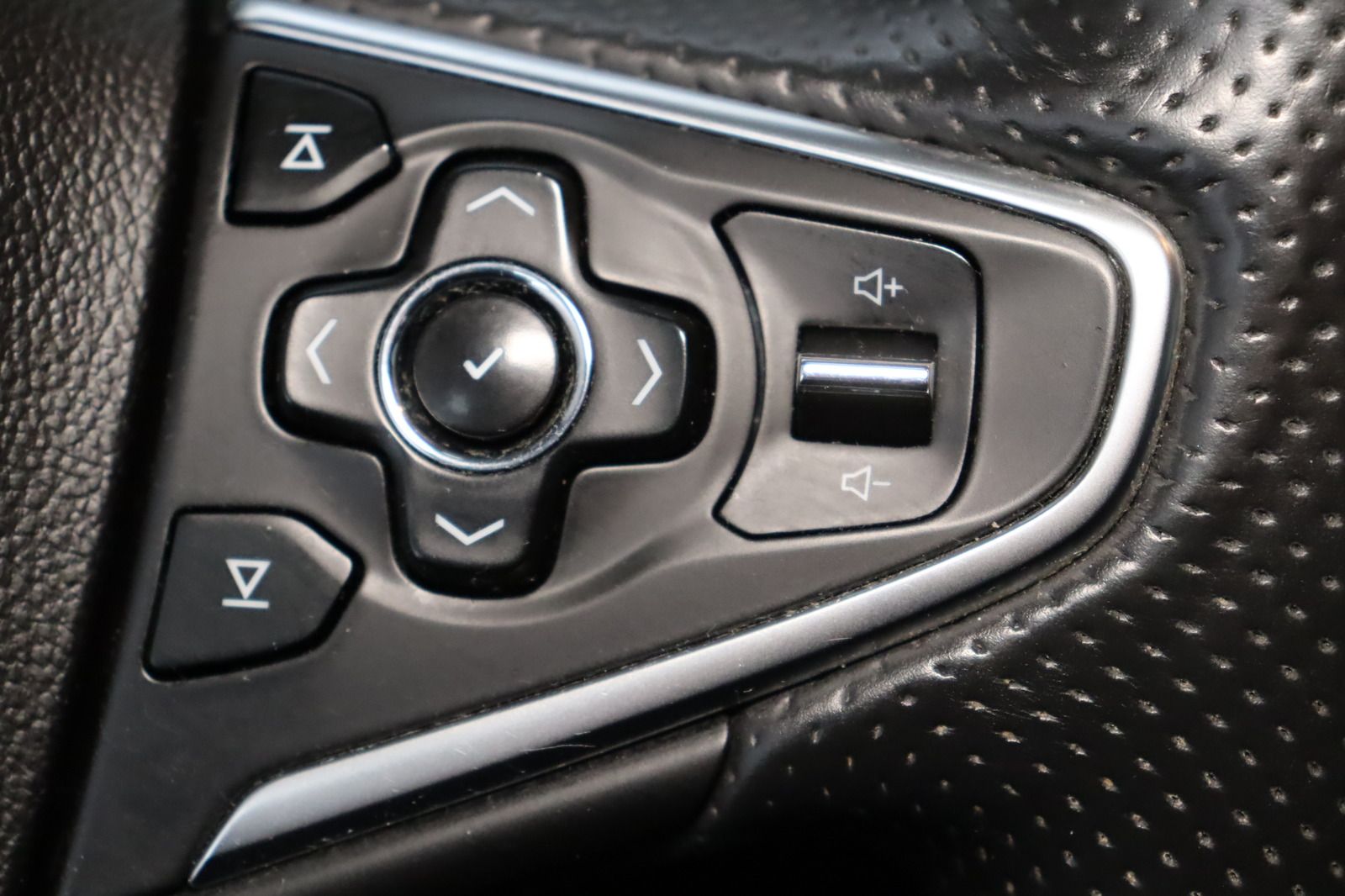 Fahrzeugabbildung Opel Insignia A Sports Tourer 2.0 CDTi Sport