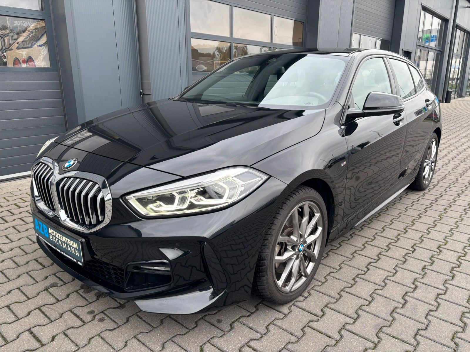 BMW 120d M SPORT AUT LED HIFI DAB PDC KAMERA