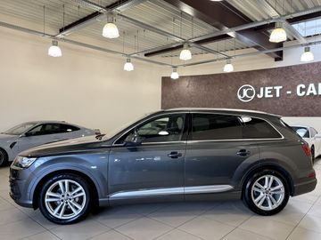 Audi Q7 - 3