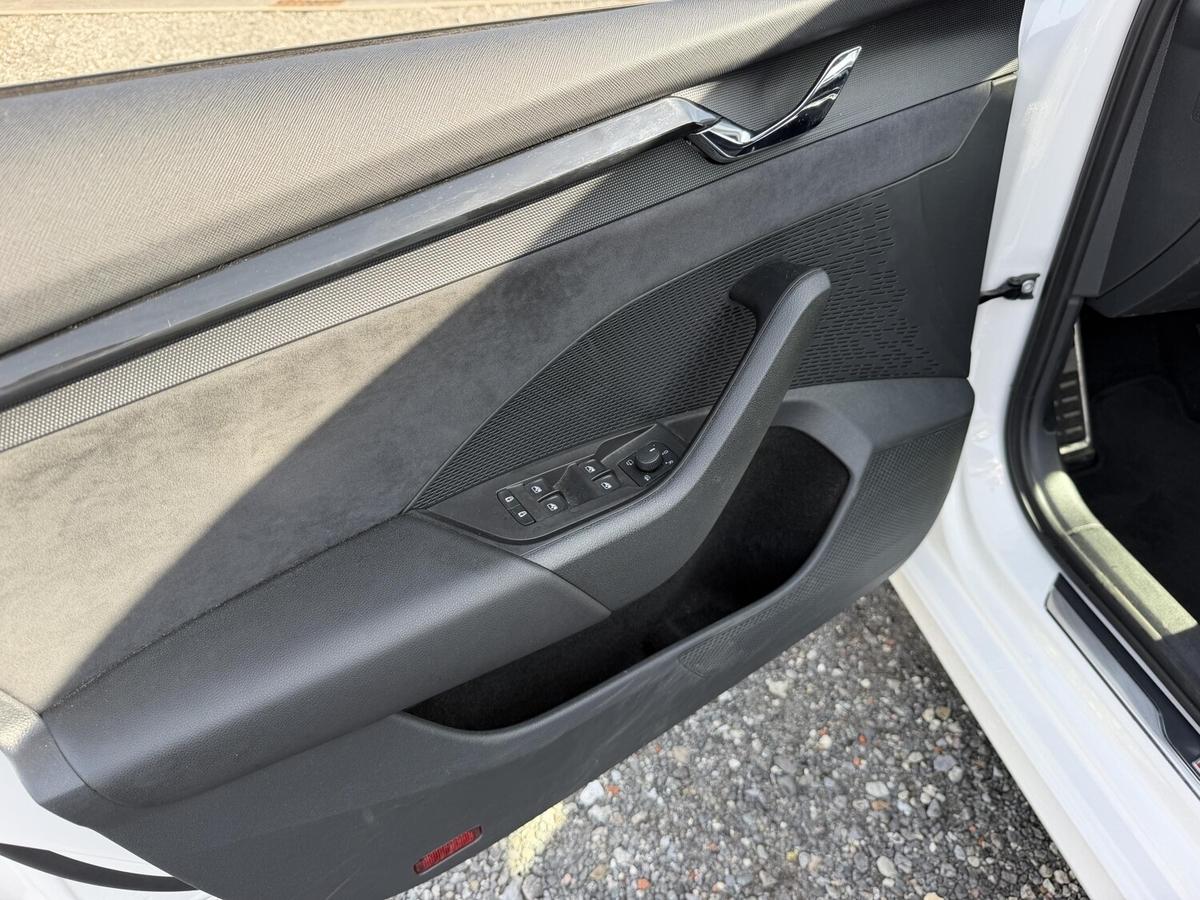 Skoda Octavia RS+ACC+AHK+Leder+Head-Up
