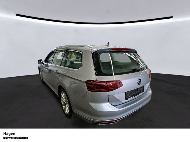 Volkswagen Passat Variant 2.0 TDI DSG IQ.Light NAV AHK LEDE foto 4