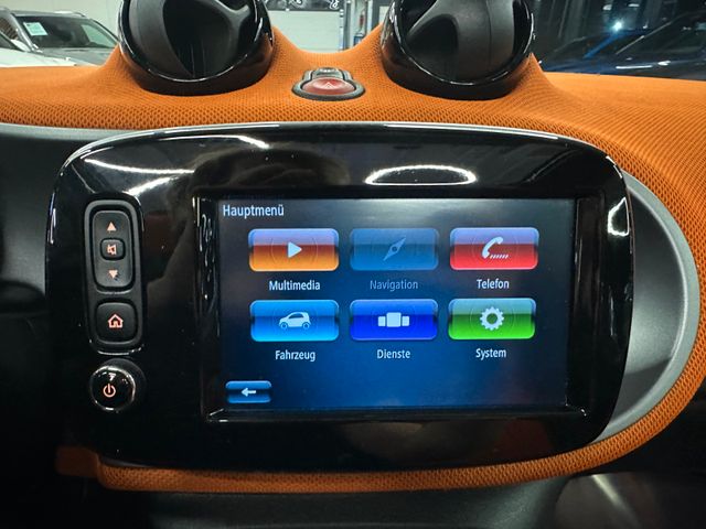 Smart ForTwo cabrio *2. Hand*Klima*SHZ*AHK*Kamera*Navi