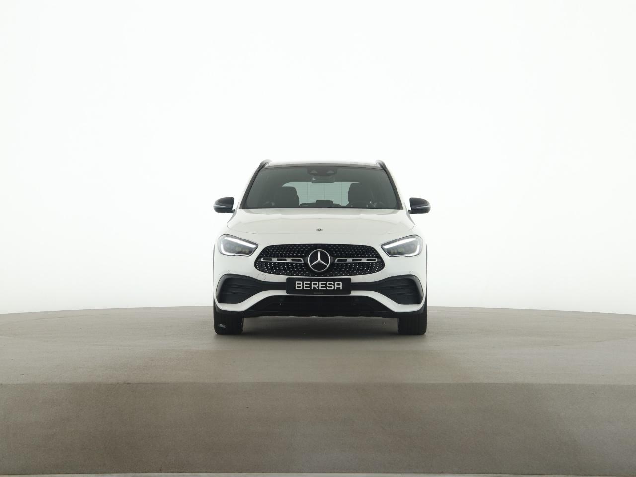 Mercedes-Benz GLA 220 d AMG Night MBUX Pano Distronic Kamera
