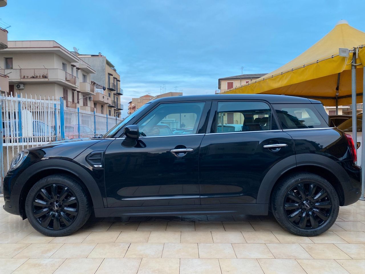 MINI Mini Cooper D Countryman 2.0 150CV - Hype imagem 3
