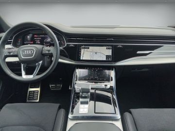 Audi Q8 - 10