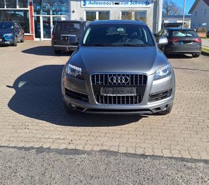 Audi Q7 - 1