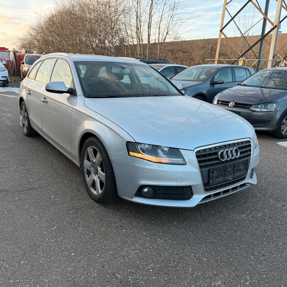 Audi A4 Avant Attraction 2,0 TFSI