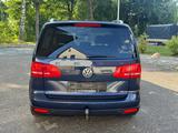 Volkswagen Touran CrossTouran*BIXENON*KLIMAUT*7SITZER*SITZH - Volkswagen Gebrauchtwagen in Paderborn