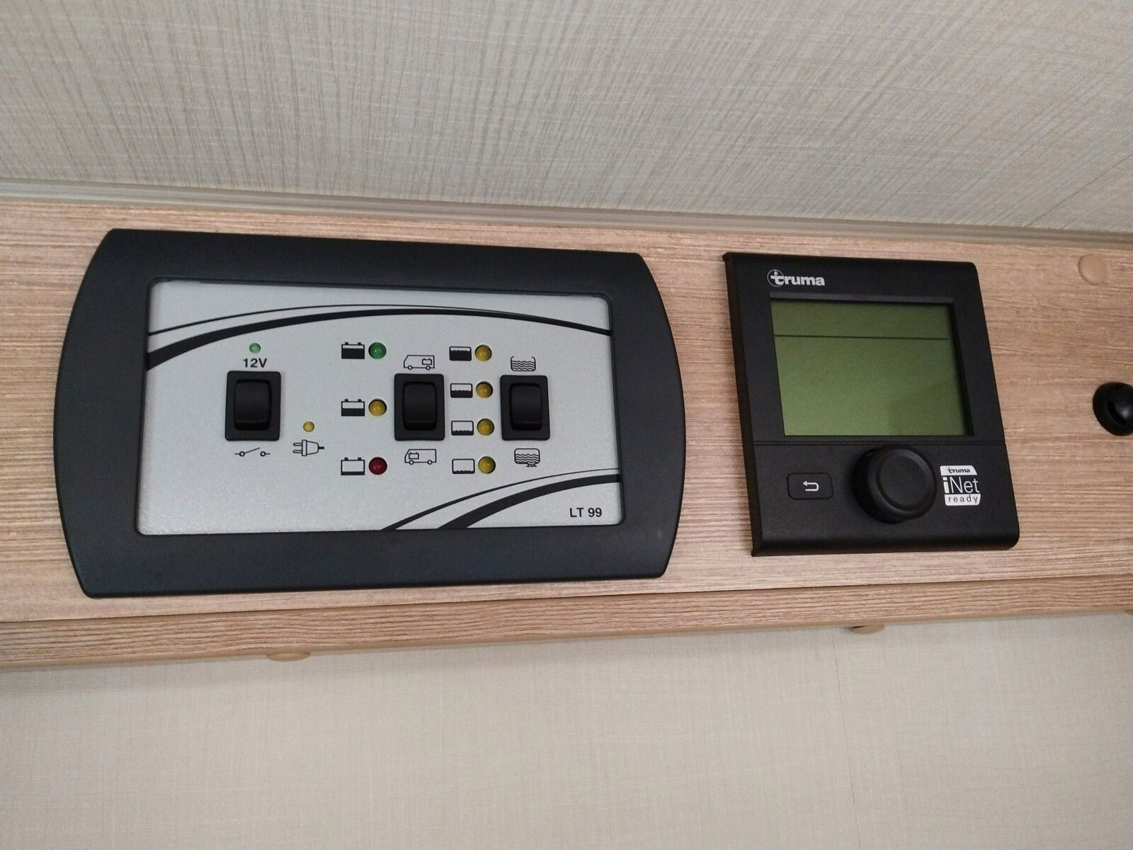 Fahrzeugabbildung Sunlight T 65 SAT,Markise,Fahrradträger,TV,Navi