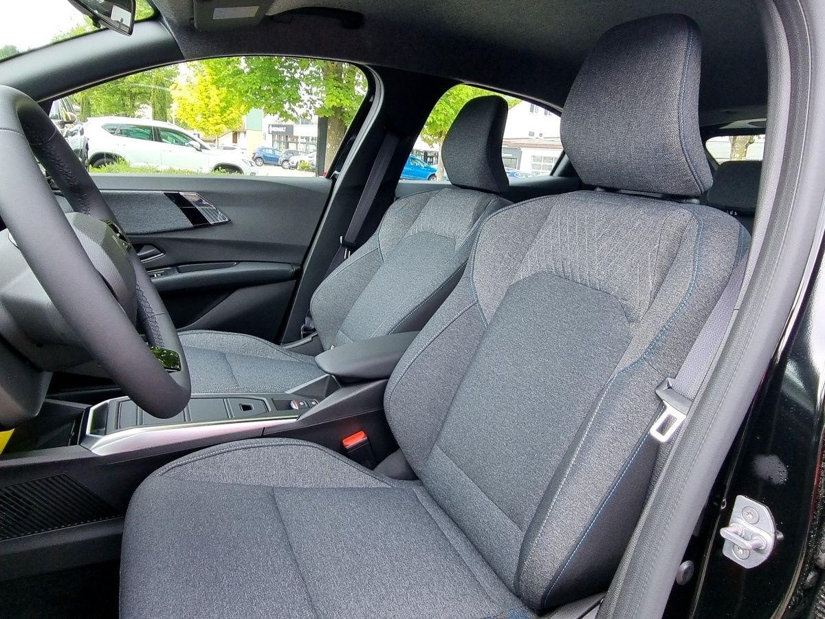 Fahrzeugabbildung Renault Clio Evolution Full Hybrid E-Tech 160