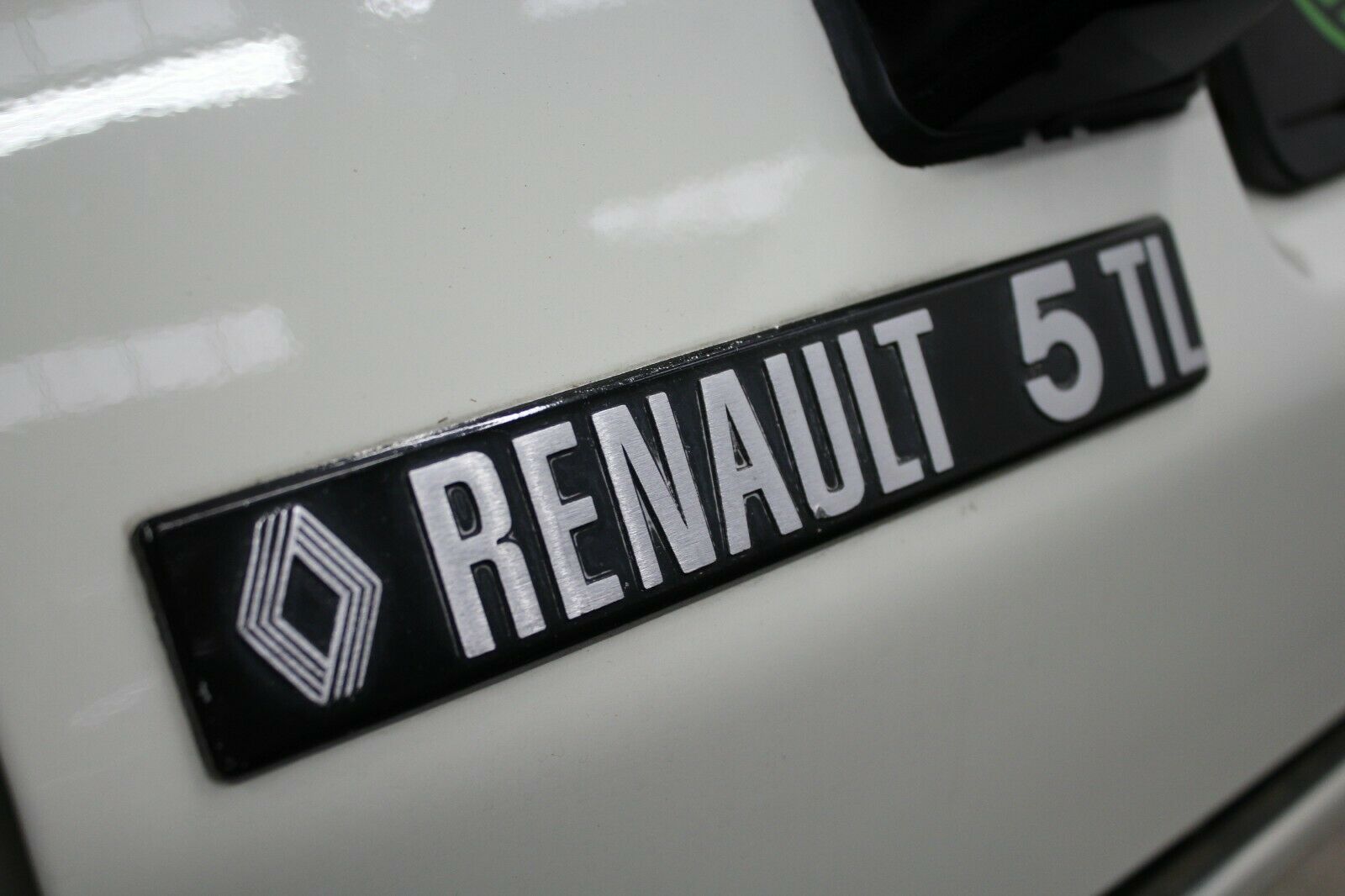 Fahrzeugabbildung Renault R 5 TL