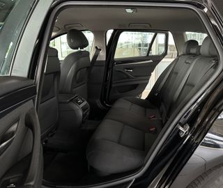 Fahrzeugabbildung BMW 525d AHK H/K Kamera Navi Sitzheizung M Sport