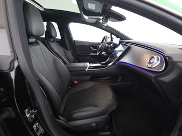صورة 10 لـ 2022 Mercedes-BENZ EQE