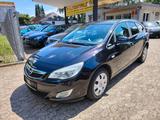 Opel Astra J Sports Tourer Design Edition - Opel Astra aus 2011: J