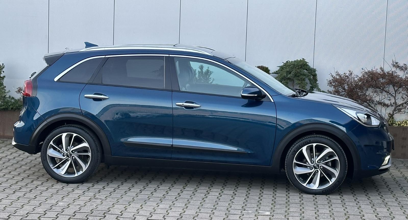 Kia Niro 1.6 GDI Hybrid Spirit*Autom.*Leder*Navi*LED