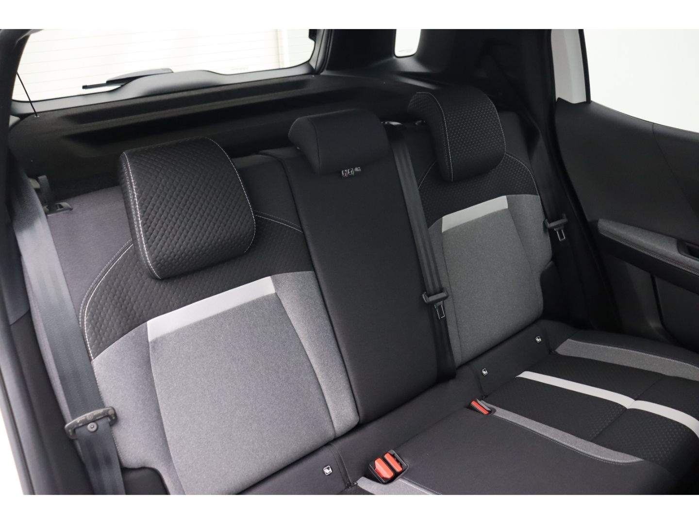 Fahrzeugabbildung Opel Frontera Mild Hybrid 107 kW GS ++ Sitzheizung++