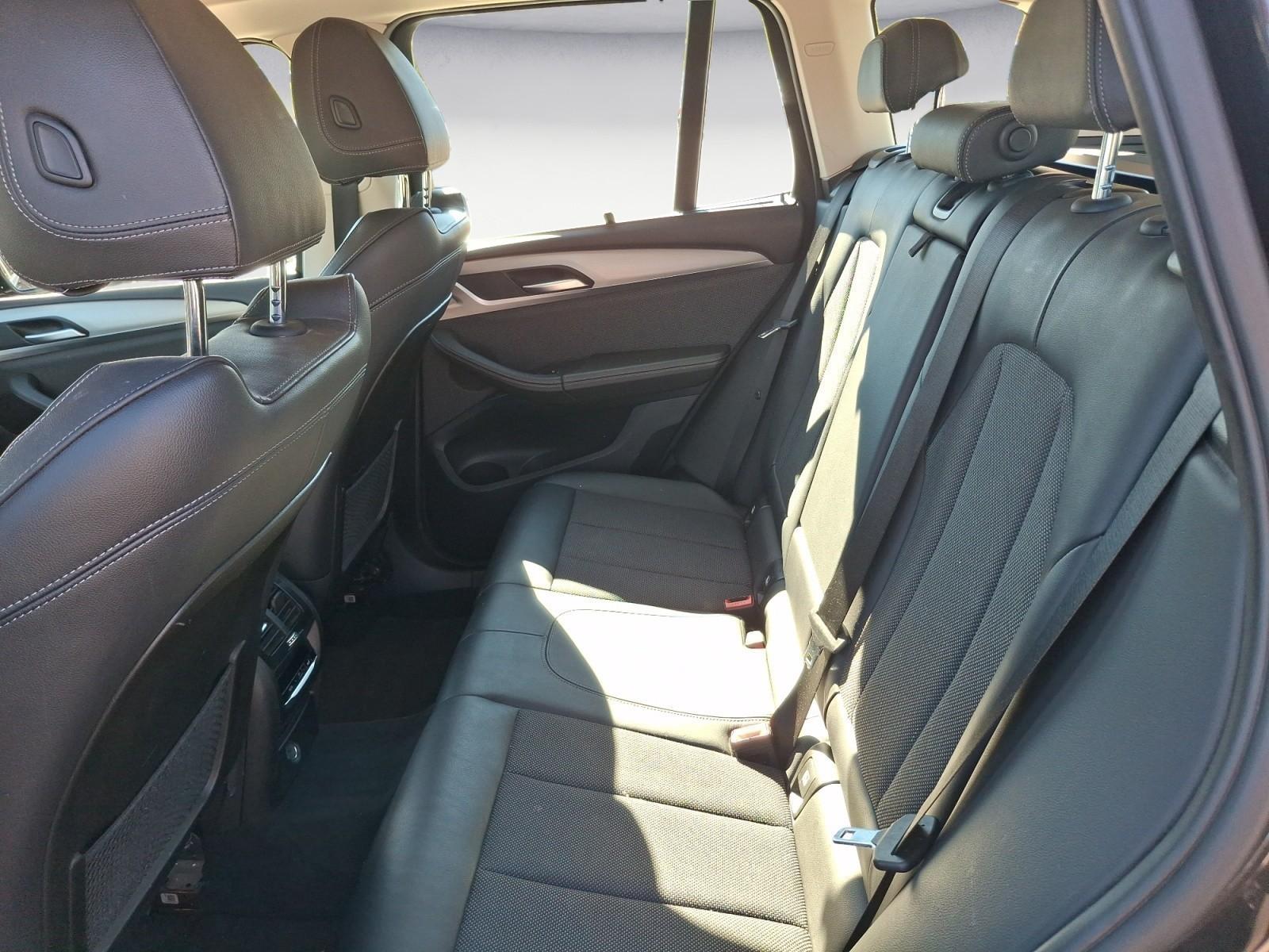 BMW X3 xDrive30d xLine AT Standhzg AHK HUD LED 19'
