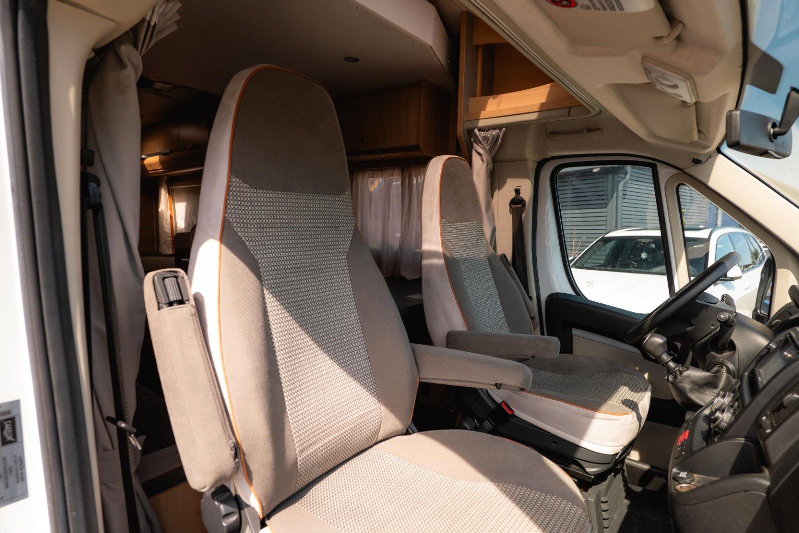 Fahrzeugabbildung Fiat Ducato Alkoven *6 Schlafplätze*Markise*Klima*