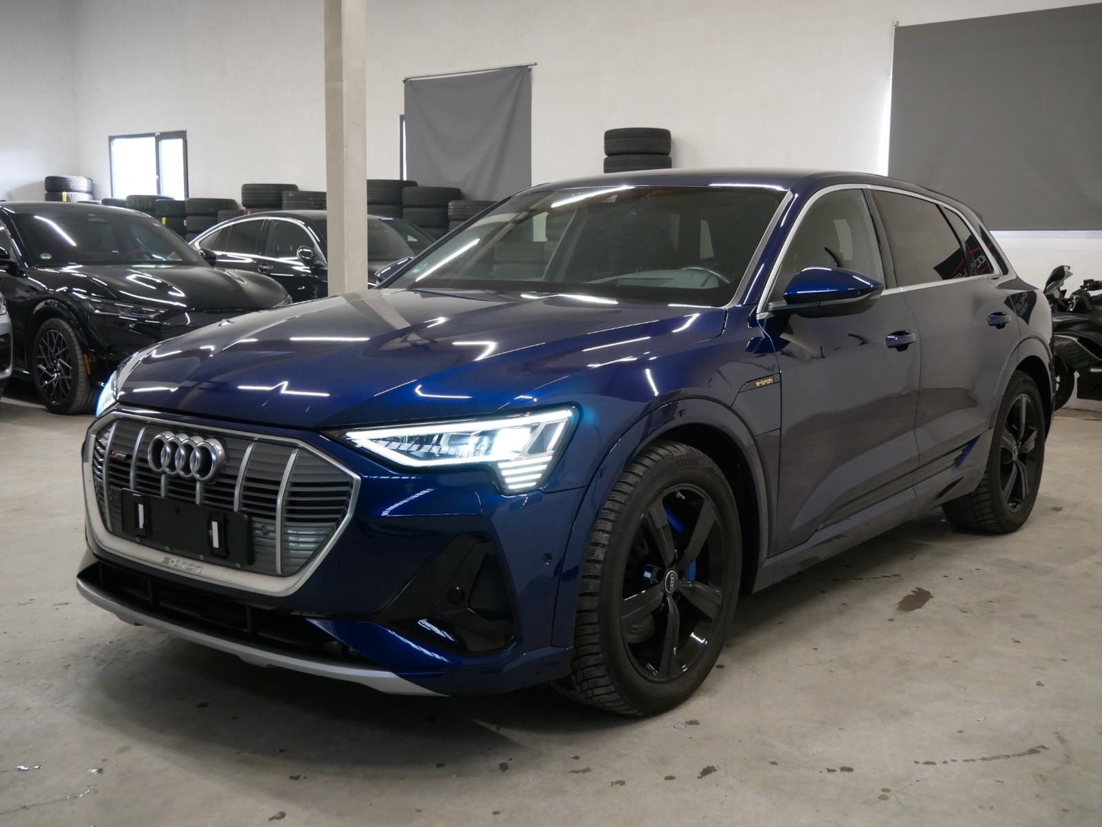 Audi e-tron 55 quattro S line HUD KAM UVM imagem 2