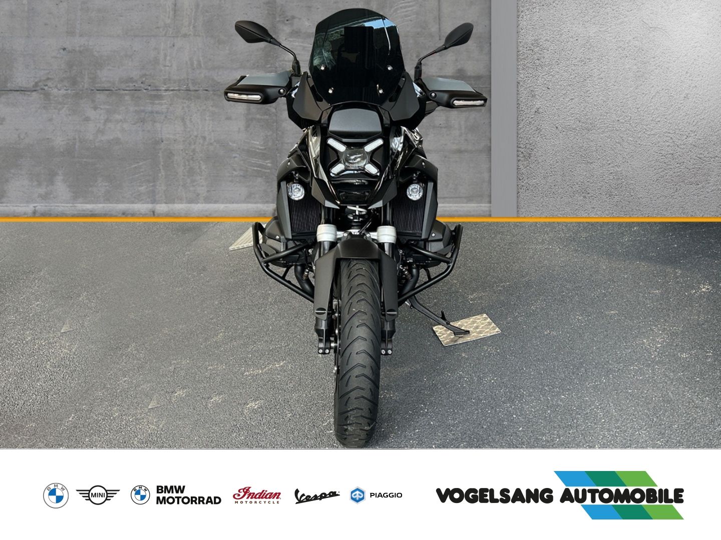Fahrzeugabbildung BMW R 1300 GS Triple Black, Dynamik-Paket, Innovatio