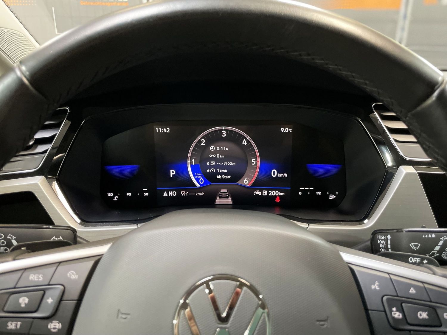 Fahrzeugabbildung Volkswagen Touran Comfortline#LED#ACC#Virtual#Spur#Alcantar