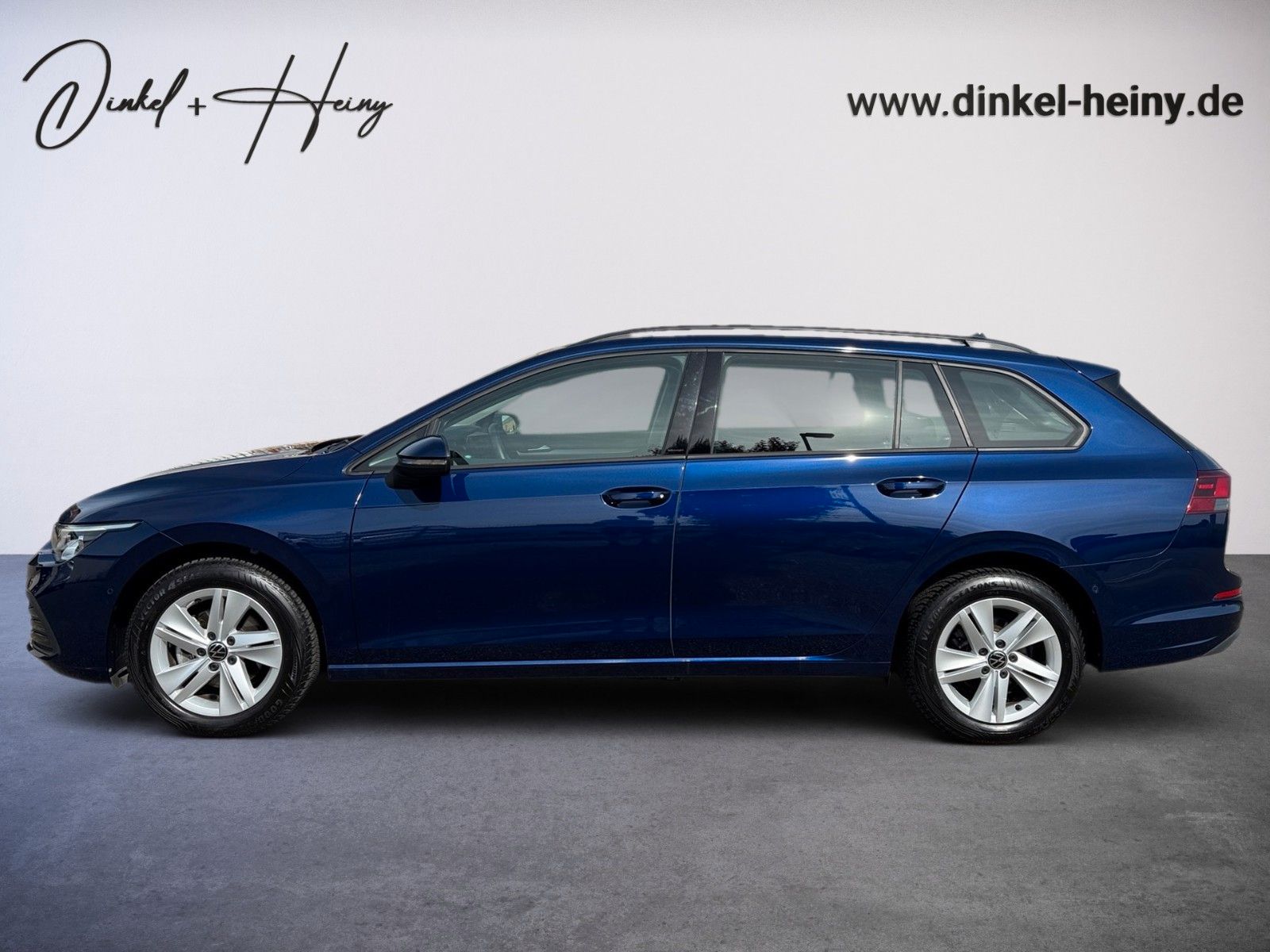 Fahrzeugabbildung Volkswagen Golf VIII Variant Life 1.0 eTSI