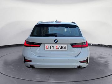 BMW 320 - 6