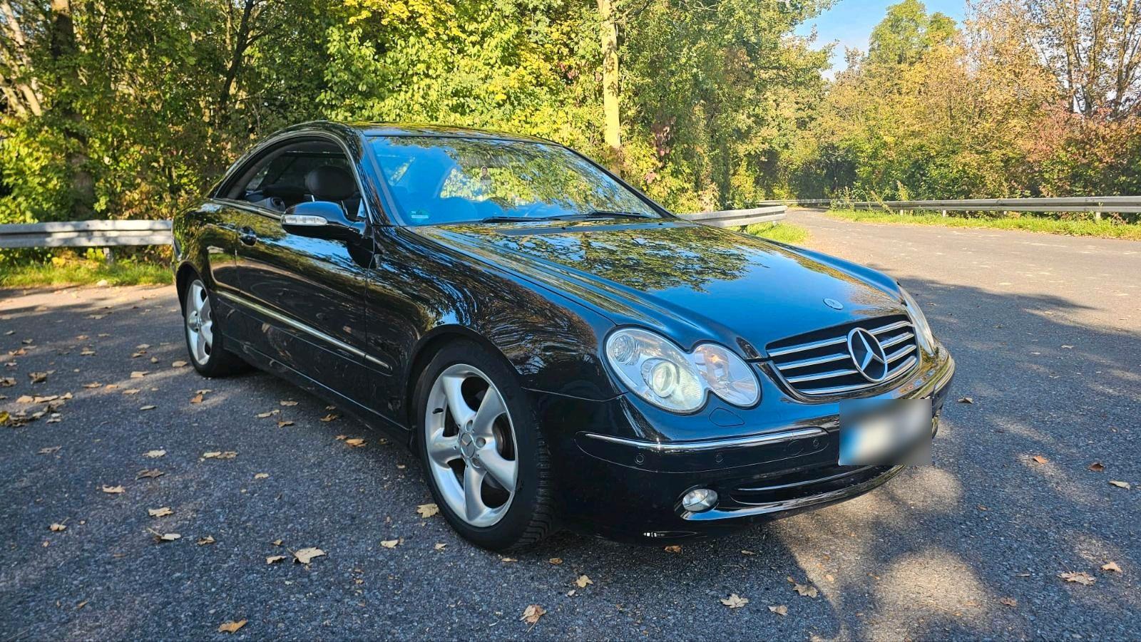 Mercedes-Benz CLK 320