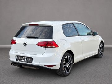 Volkswagen Golf - 5