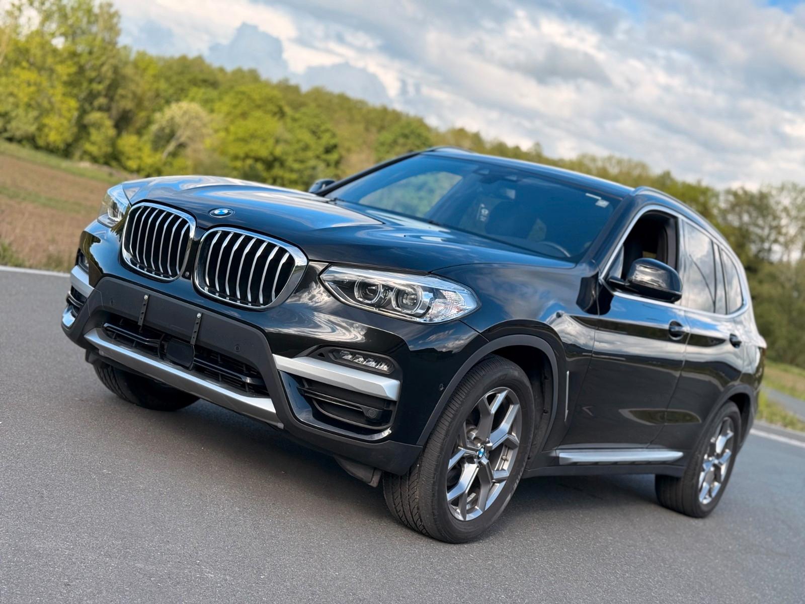 BMW X3 xDrive30i xLine Digital Tacho