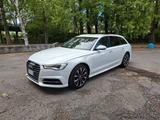 Audi A6 Avant 2.0 TDI 190 CV quattro S tronic - Audi A6 mit Halbautomatikschaltung