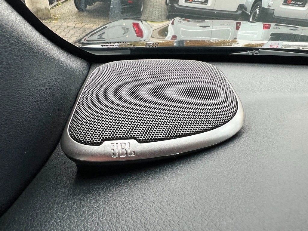 Fahrzeugabbildung Toyota Hilux Double Cab 2.8 D Invincible 4x4 NAVI 360°