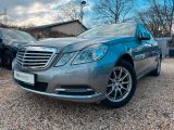 Mercedes-Benz E 300 BlueEFFICIENCY Pano*Navi*Tempo*SitzHz. - Mercedes-Benz E 300