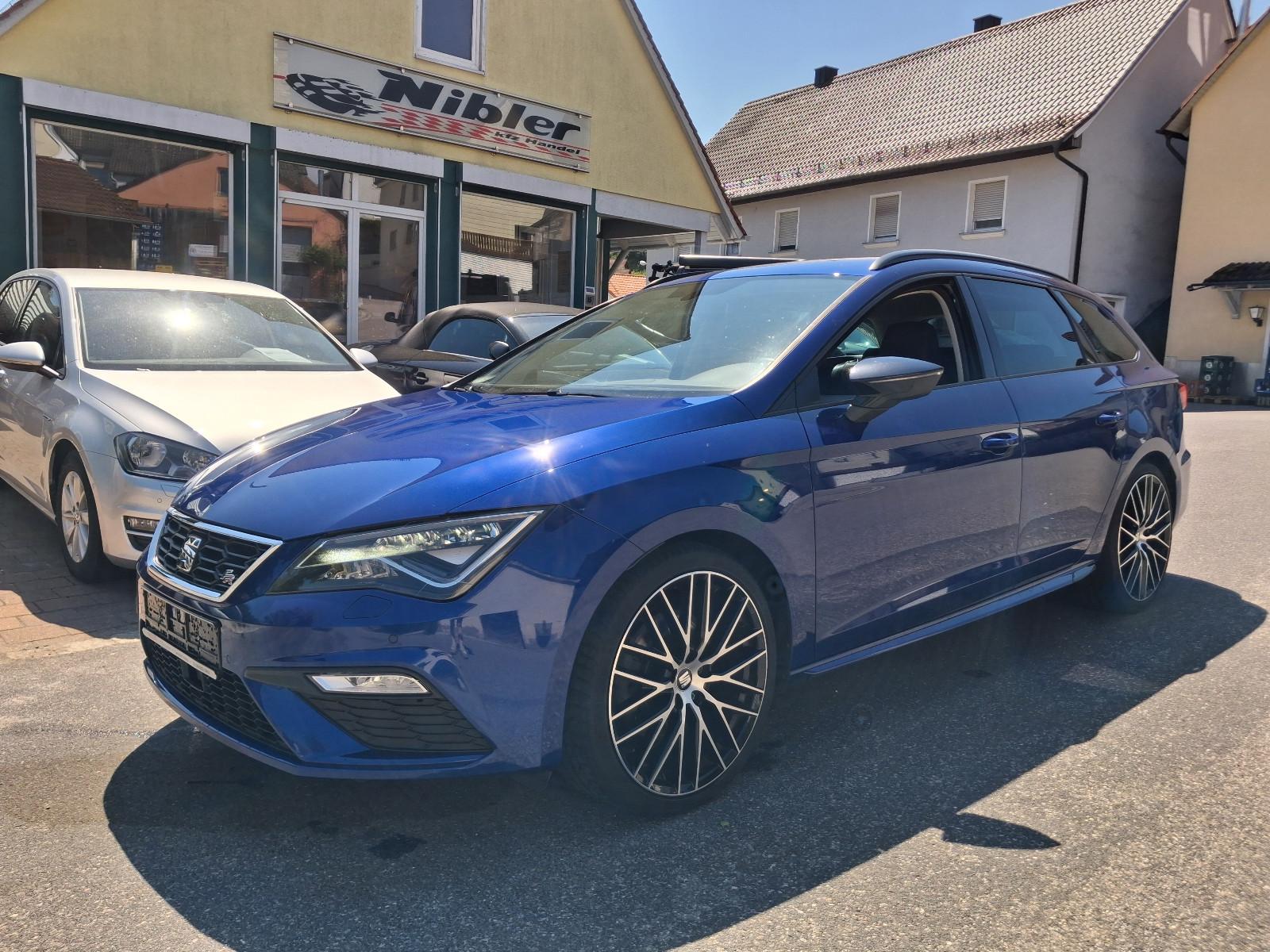 Seat Leon ST 1.8 TSI FR DSG LED+AHK+TEMPOMAT+LEDER