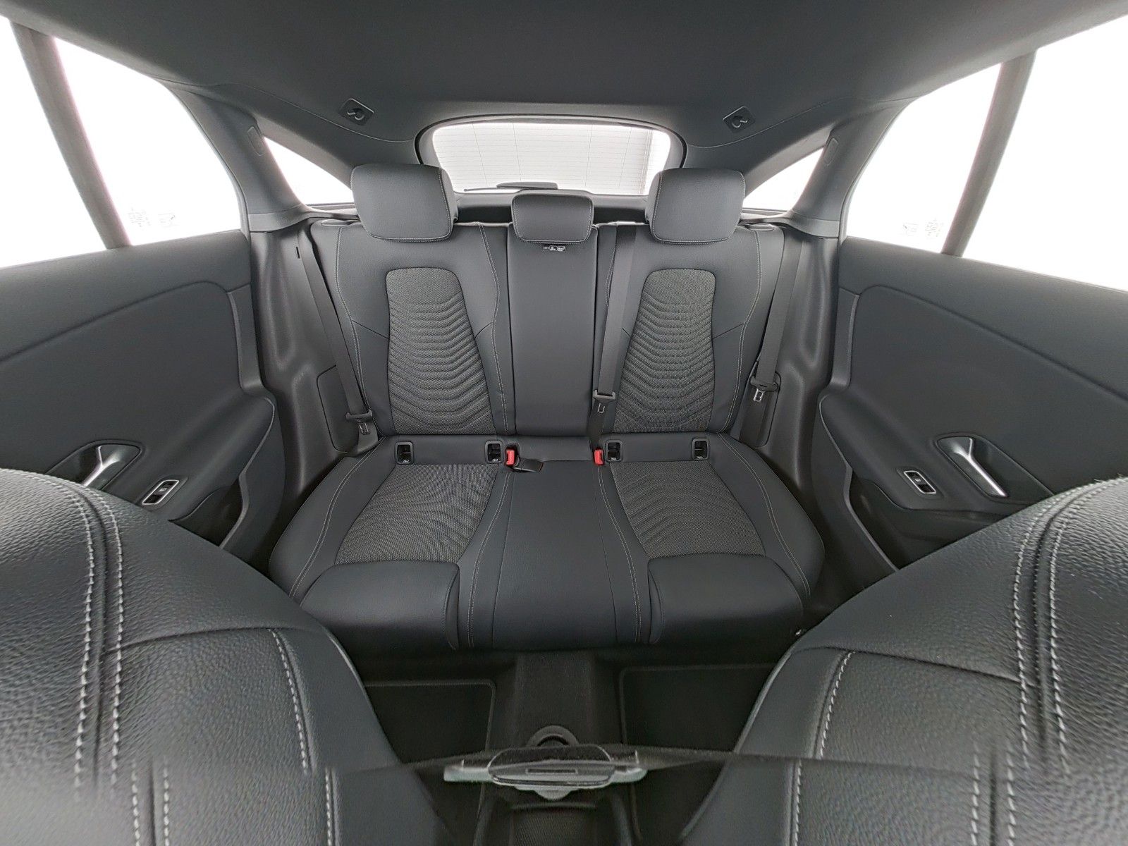 Mercedes-Benz CLA Shooting Brake - Bild 11