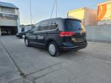 Volkswagen TouranComfortline BMT/ 7sitzer /ACC/3 Zon.Klima - Volkswagen Touran: Taxi