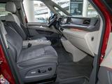 Volkswagen Multivan T7 2.0 TSI Style AHK DCC Pano Standhzg - gebrauchte Kleinbusse in Neuss