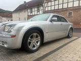 Chrysler 300C 5.7 V8 HEMI Autom. - - Chrysler 300C: 5.7