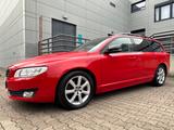 Volvo V70 D3 LINJE SVART AUTOM. NAV/LEDER/XENON/MEMORY - rote Volvo V70
